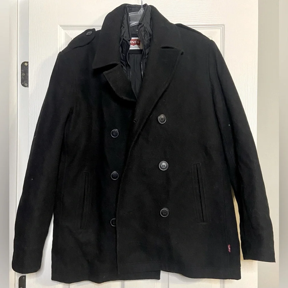 LEVI'S Mens Double Breasted Coat Wool Coat Size M.  Has Paint In Inside Of Coat